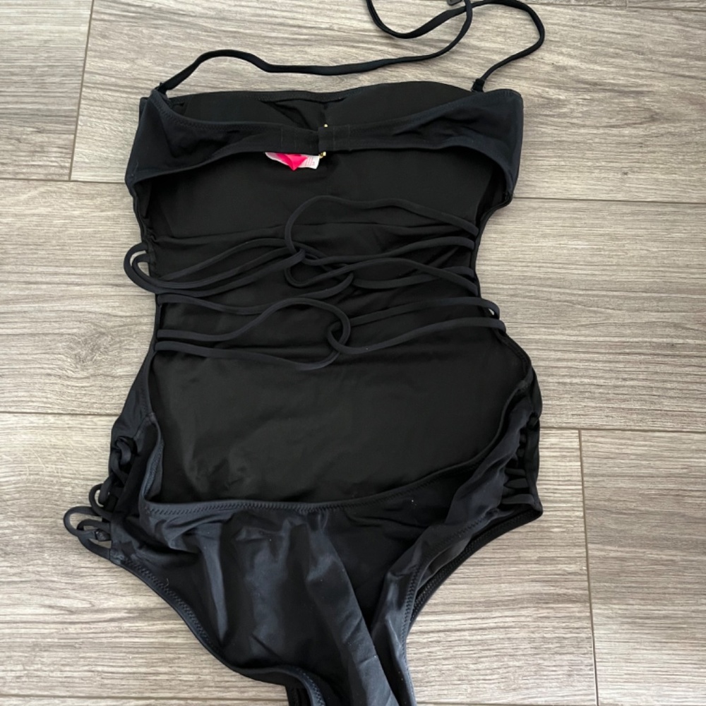 Victoria’s Secret One Piece Bathing Suit - Picture 2 of 2